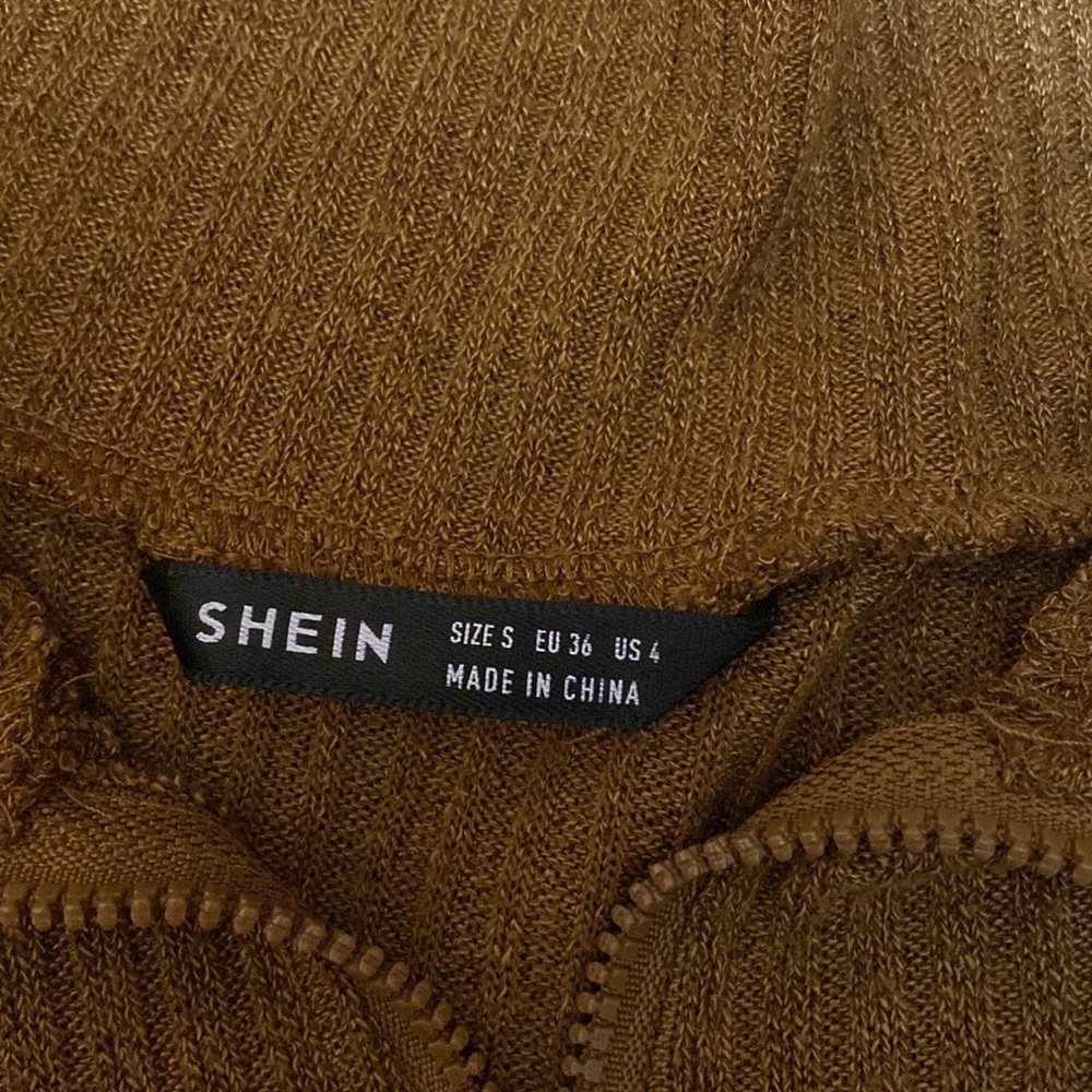 cropped jacket - Picture 4 of 6